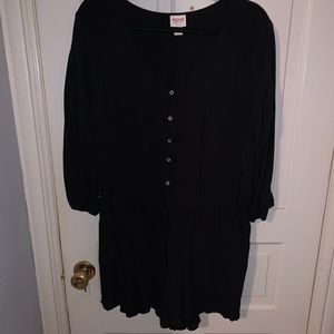 Long Sleeve, Short, Black Romper (Size XXL)